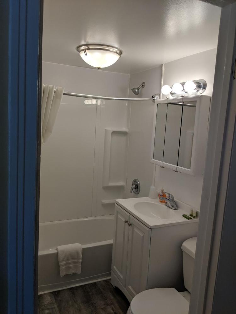 Standard Room with One Double Bed interior
